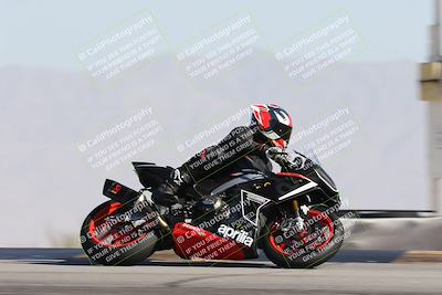 media/Dec-01-2025-Moto Forza (Mon) [[2daa91e15f]]/2-Intermediate Group/Session 2 Turn 9 Entry/